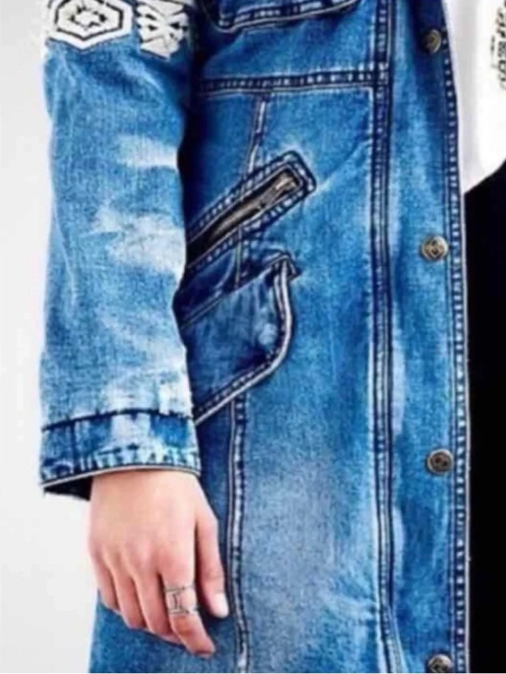 Free People Blue Denim Sherpa-Trim Embroidered Sleeve Jacket RARE - Picture 6 of 6